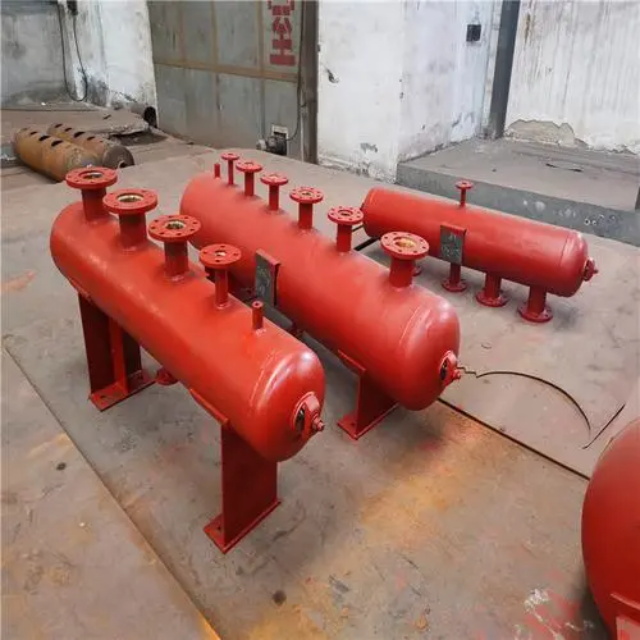 兴和分集水器安装高度